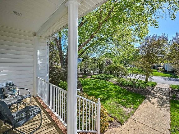 4th image of 8557 Meadowsweet Dr