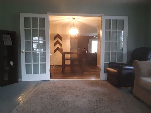 5th image of 512 Wedgewood Pl