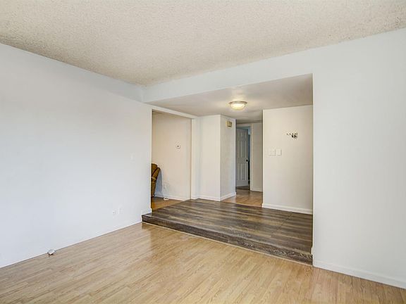 4th image of 5690 Tangerine Ave