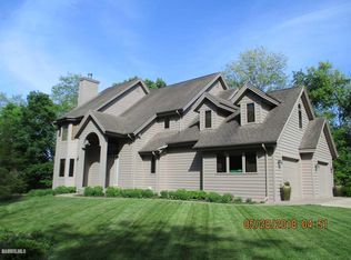 243 Council Fire Cir, Galena, IL 61036