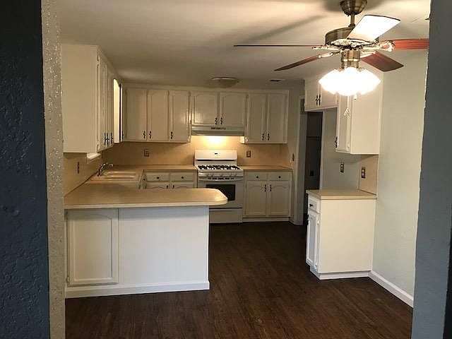 Kitchen brand new dishwasher
