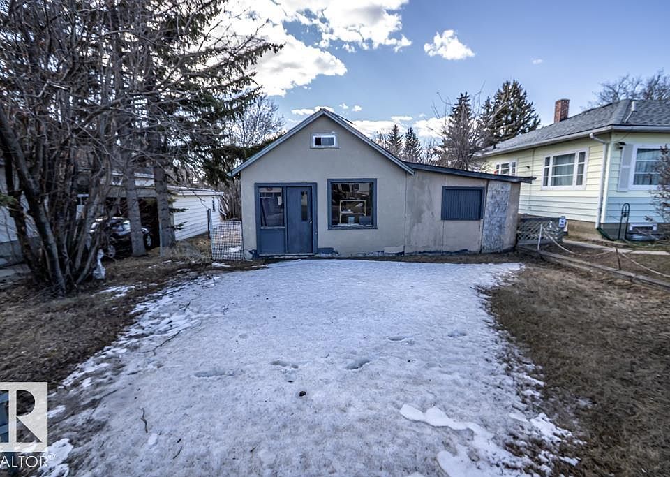 1st image of 5012 50th St