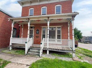 710 Mortimer St, Barry, IL 62312