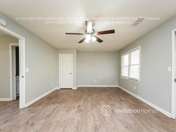 5th image of 3201 Beuhlah Way SE