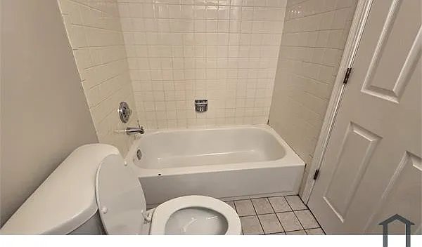 871 Cross Creek Ct #D — Photo 10