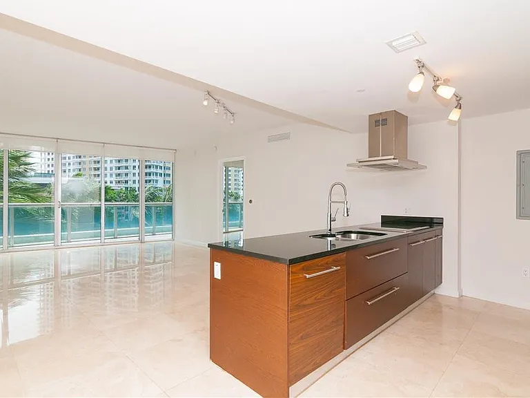 465 Brickell Ave #419 — Photo 7