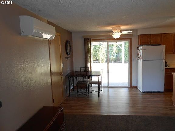 4th image of 8409 NE 124th Ave