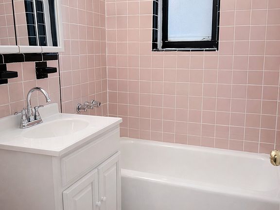 4th image of 1350 Ocean Pkwy APT 3J