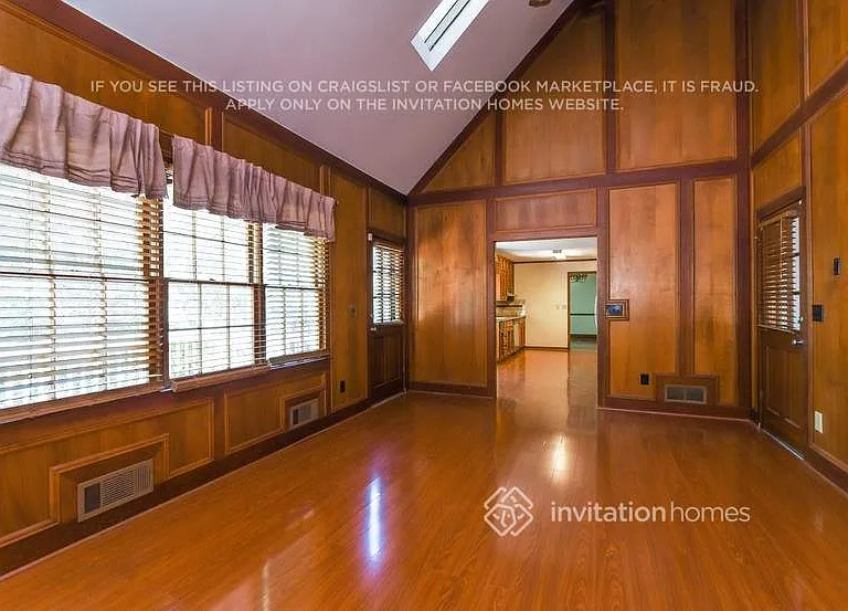 3610 Jasmine Cove Ln — Photo 2