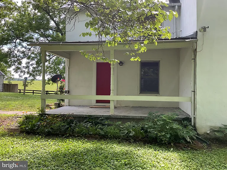 6774 Leeds Manor Rd — Photo 1