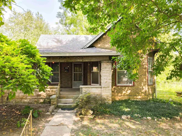 325 S Fairview St, Bloomington, IN 47403