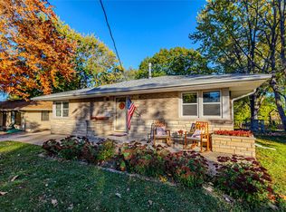 3001 Don Lee Ct, Des Moines, IA 50317