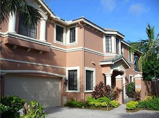 1st image of 2703 Kinsington Cir #1