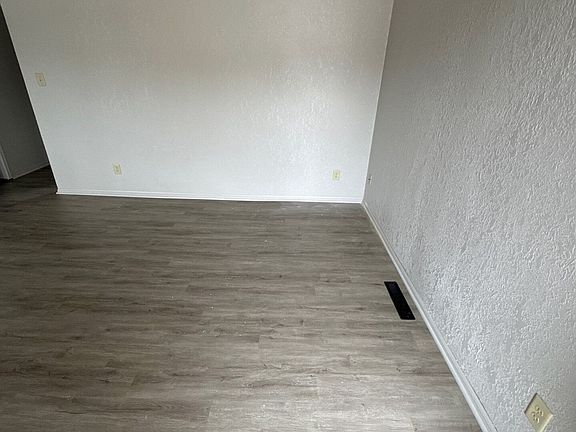 5th image of 109 Villa Dr #11488999