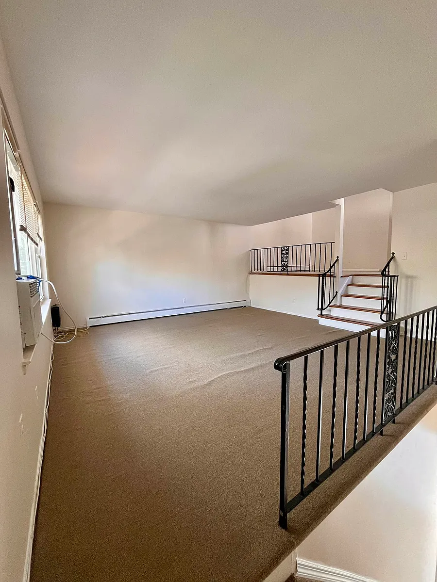 Building Photo - 3416 Brookside St #2