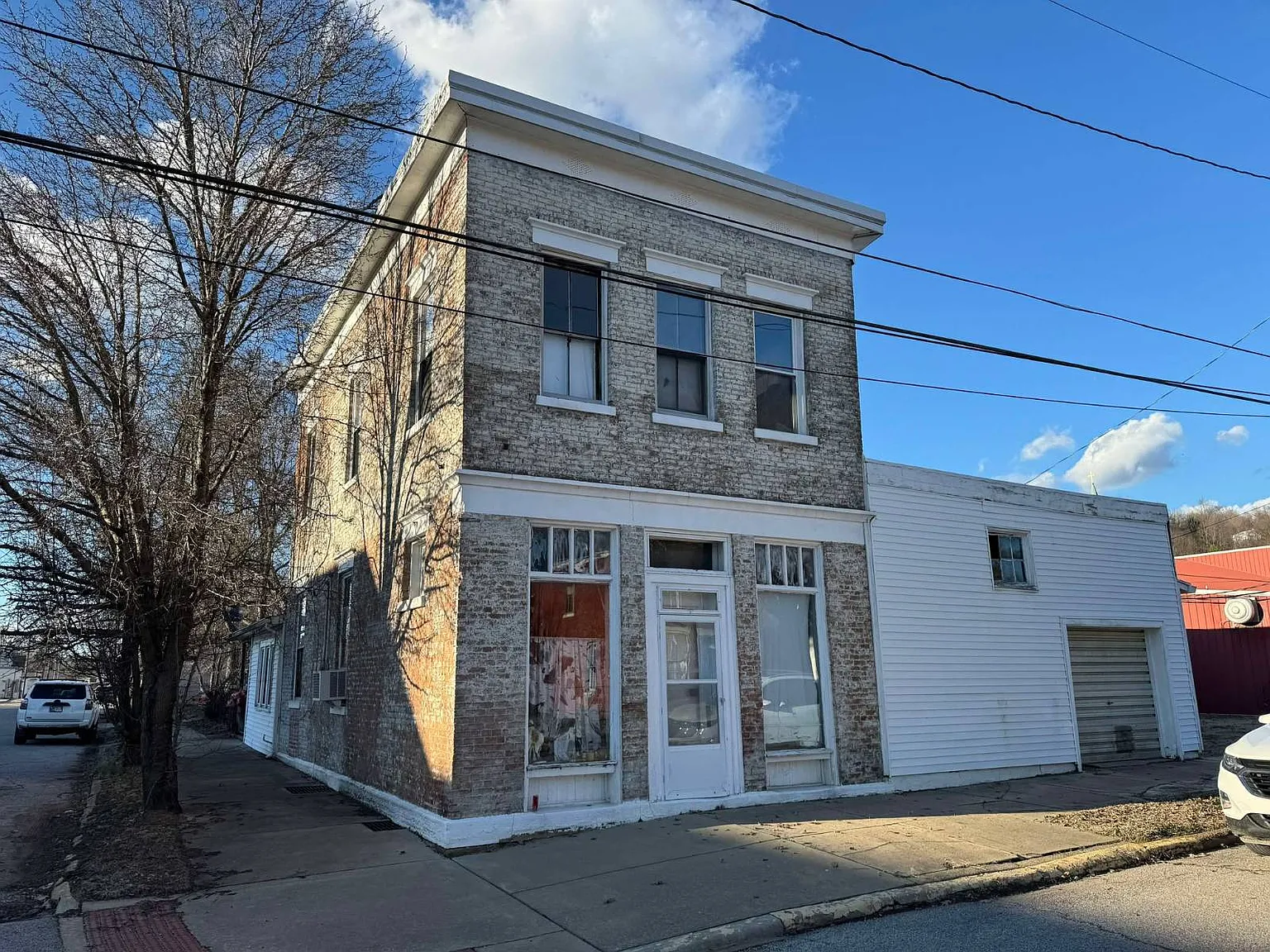 502 Taylor St photo 1