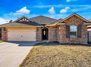 2411 SW Edinburough Dr, Lawton, OK 73505