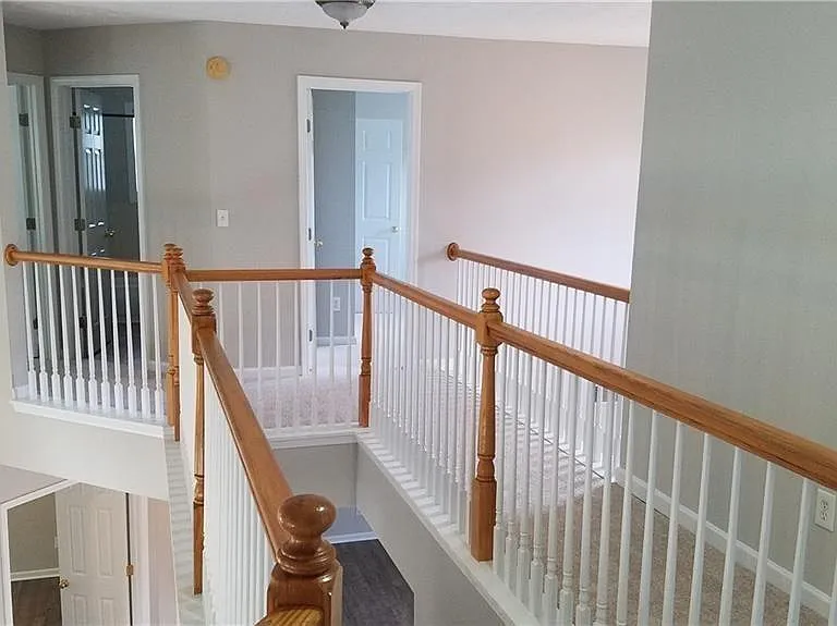 3652 Roxfield Dr — Photo 4