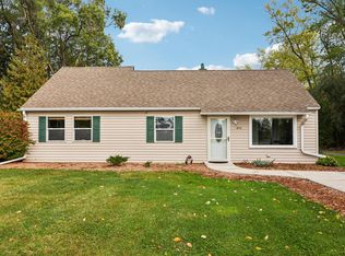 10216 North Baehr ROAD, Mequon, WI 53092