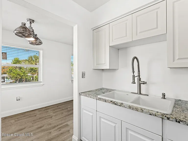 411 Madison Ave #N202 — Photo 13