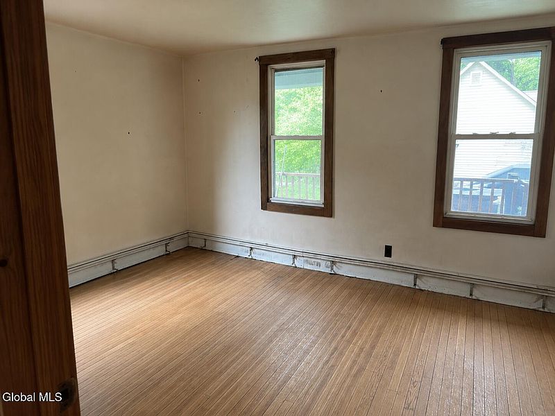 4th image of 5 Elizabeth Street