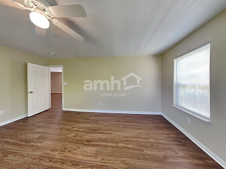 12024 Seahawks Ln — Photo 18