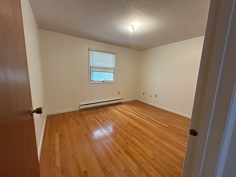 50 Linden St #50 — Photo 12