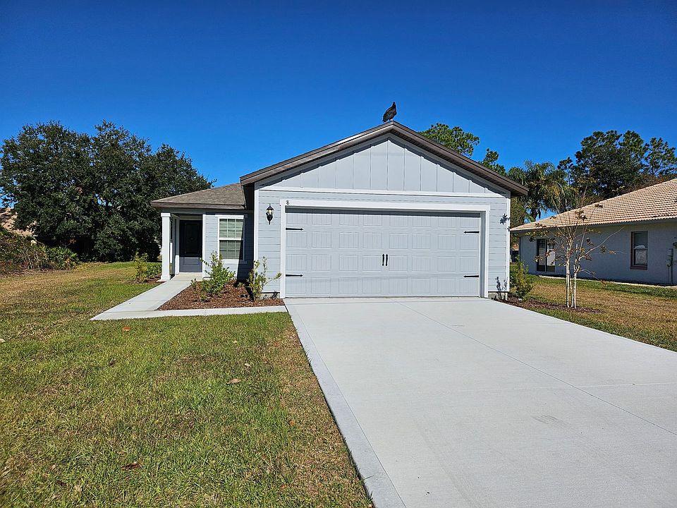 1st image of 8 Princeton Ln