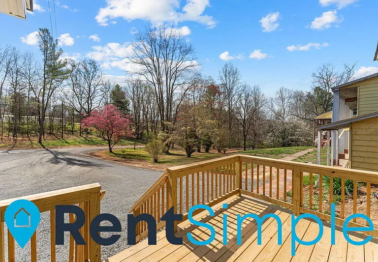 5541 Sperryville Pike #B — Photo 29
