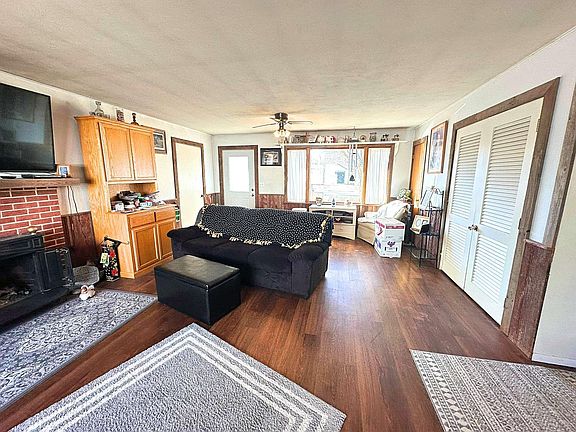 3rd image of 502 Call St