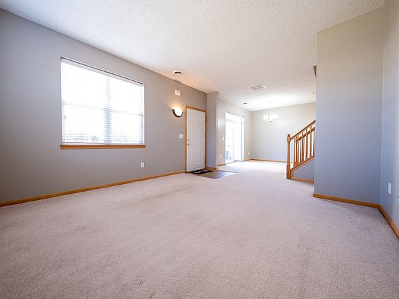 4th image of 5379 173rd St W