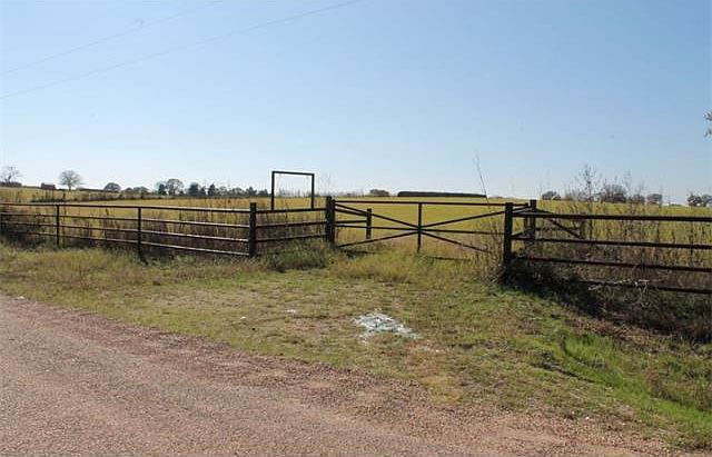Entrance to 10 acres