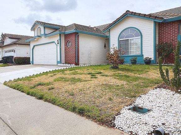 5th image of 8108 Delft Ct