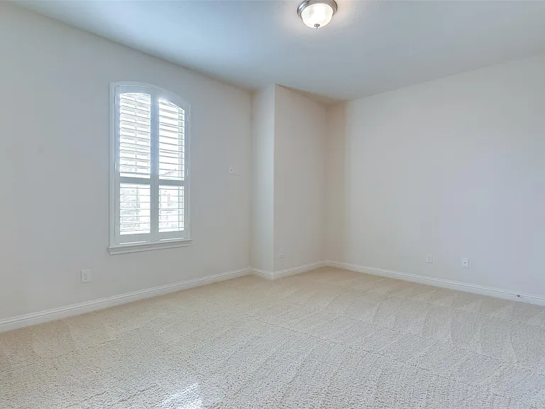 10307 Latta Creek Dr — Photo 40
