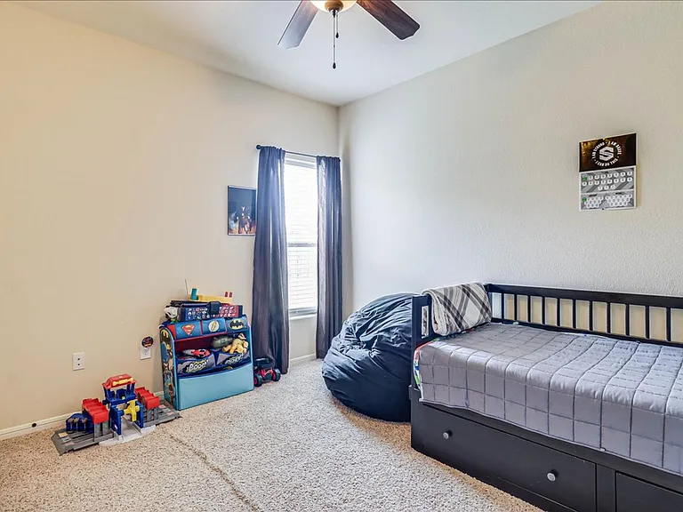 2242 Anacua St — Photo 29
