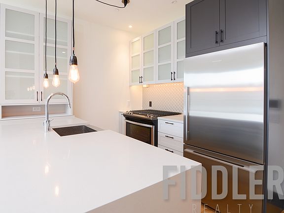 3rd image of 10 Montieth St #241A