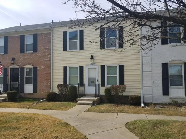 37019 Brynford Dr, Clinton Township, MI 48036