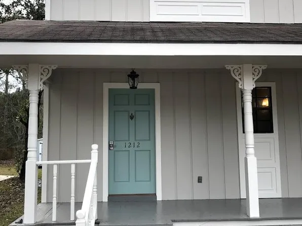 1214 Livingston St, Mandeville, LA 70448