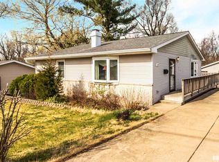 420 Peach St, Washington, IL 61571