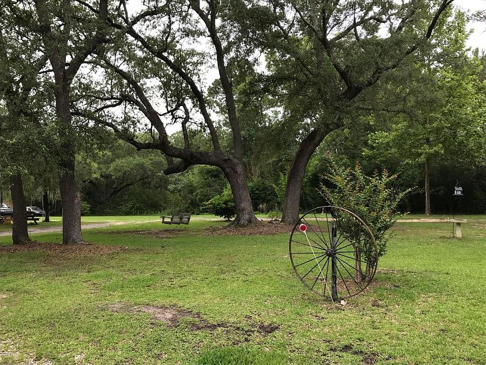 2nd image of 14395 Pecan Hill Dr