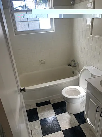 2318 Hassell Pl — Photo 4