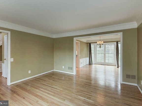5th image of 16934 Cass Brook Ln