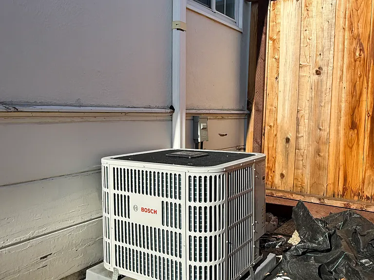 553 Waite Ave — Photo 11