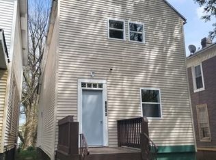 1558 N Main St, Decatur, IL 62526