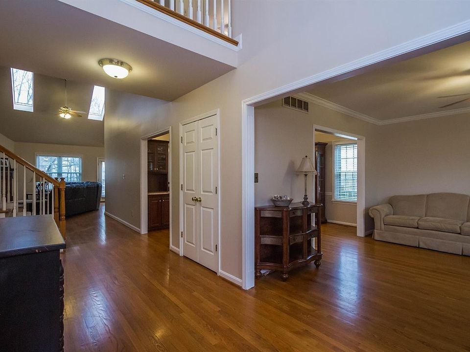 4692 Carita Woods Way Lexington KY 40515 Zillow