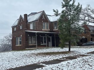 1215 Sunset Dr, Wewoka, OK 74884