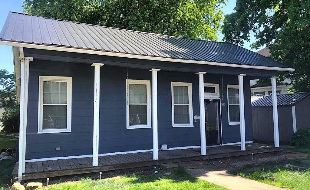 Real estate listing image