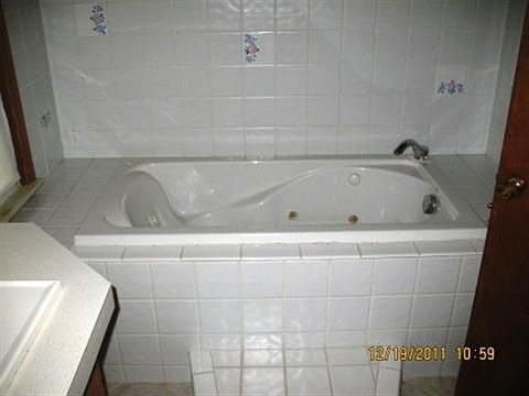 5th image of 25890 Fern St