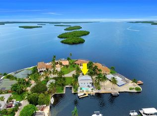 11940 Island Ave, Matlacha, FL 33993