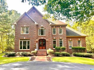 230 Cahaba Lake Cir, Helena, AL 35080